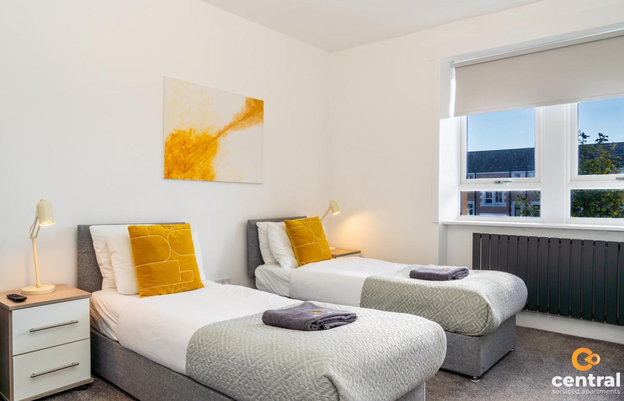Central Serviced Apartments: Monthly Family Stay with Free Parking Dundee Exterior photo