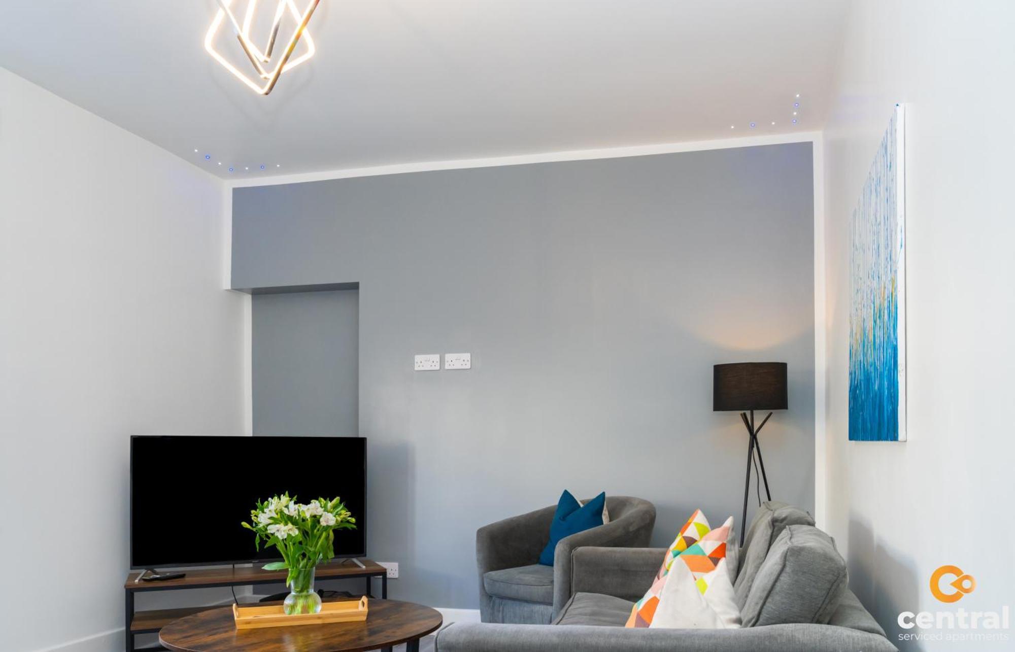 Central Serviced Apartments: Monthly Family Stay with Free Parking Dundee Exterior photo
